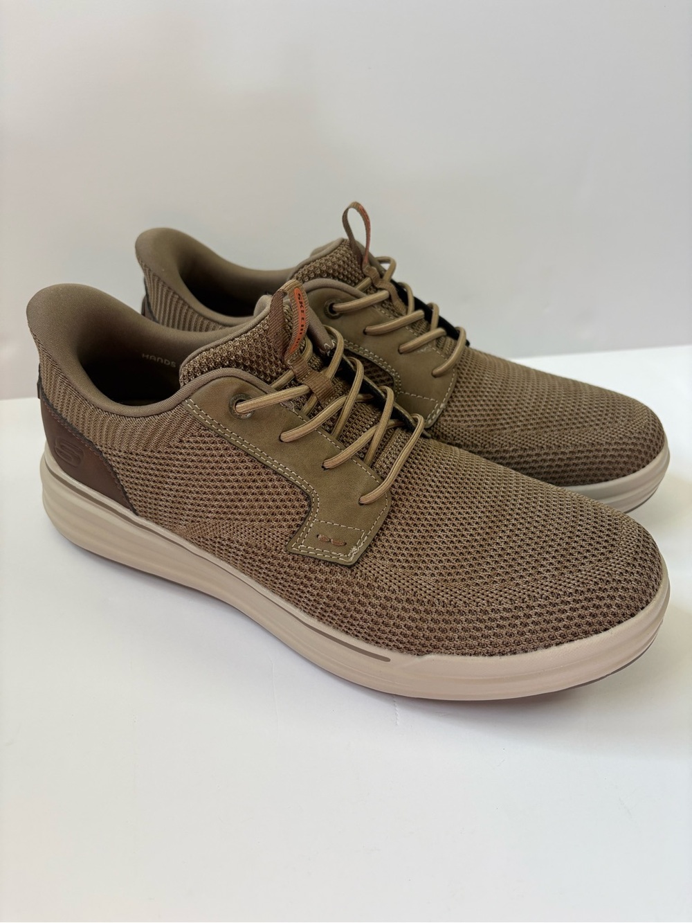 Skechers Hands Free Slip Ins Sterling Ramone Mens Size 10.5 Taupe/TPE Brand New